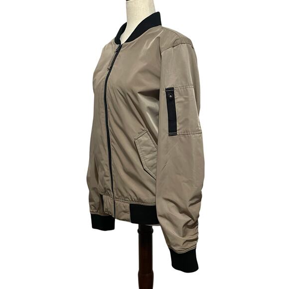 Hollister Classic Bomber Jacket Water Resistant Tan Black Zip Front Men’s sz M - Picture 4 of 16